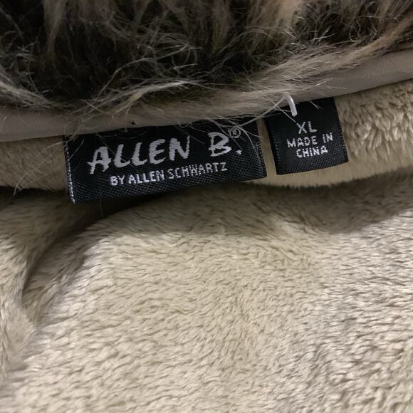 Allen B Faux Fur collared coat sz L - Picture 9 of 10